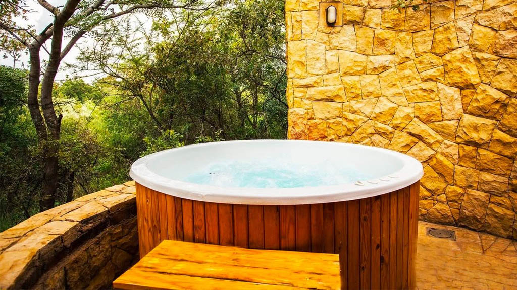 Luxury Hydro Spa at Euphoria Estate